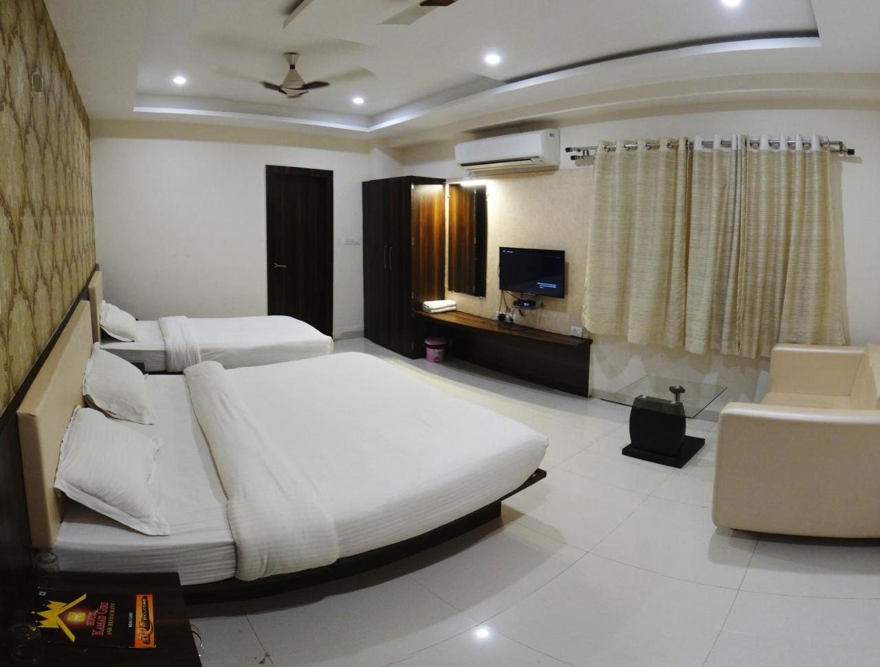 Hotel Kamad Giri,Ujjain Eksteriør billede