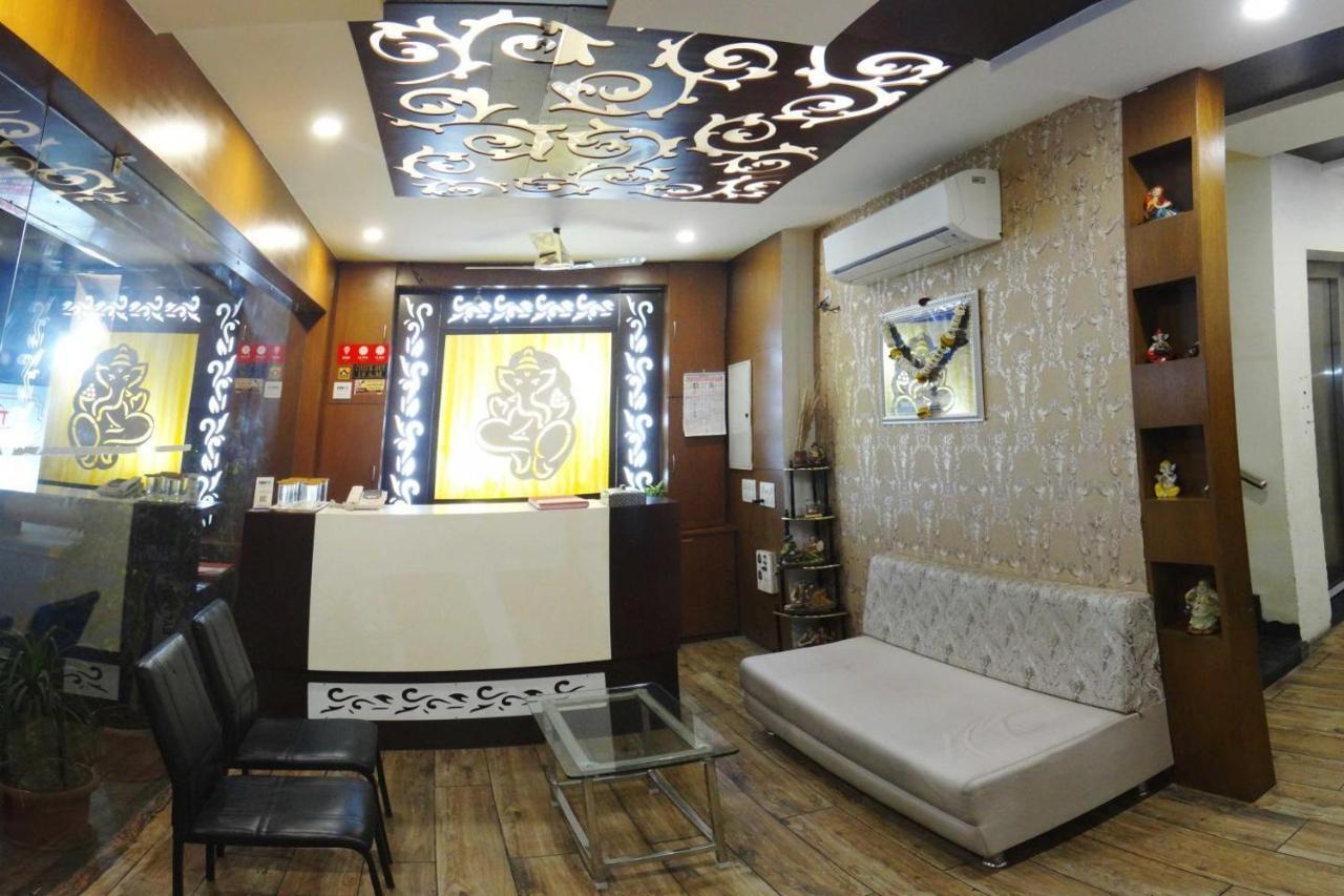 Hotel Kamad Giri,Ujjain Eksteriør billede